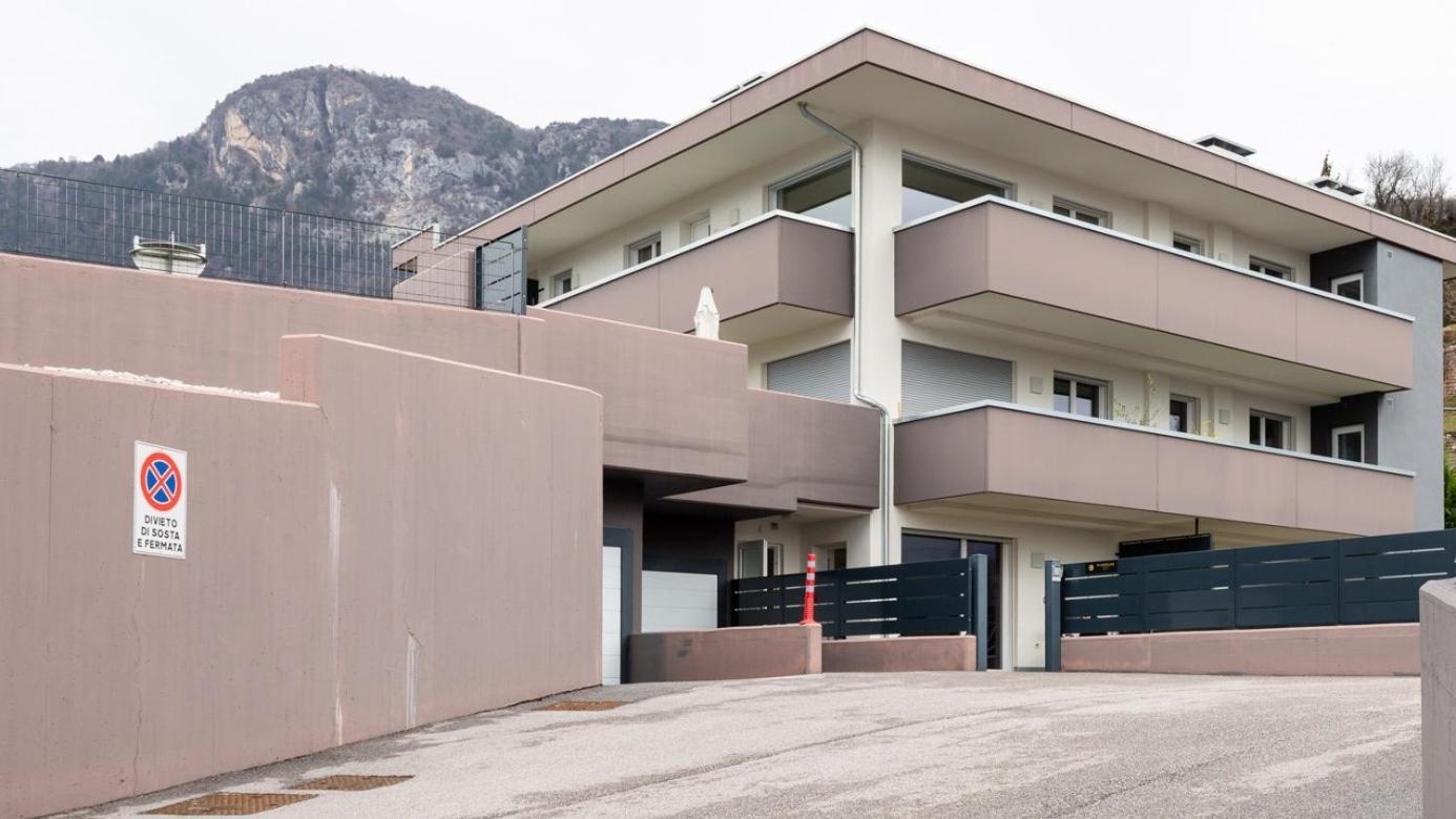 Mine House Hill- 2 Privat Parking! Apartment Trento Bagian luar foto